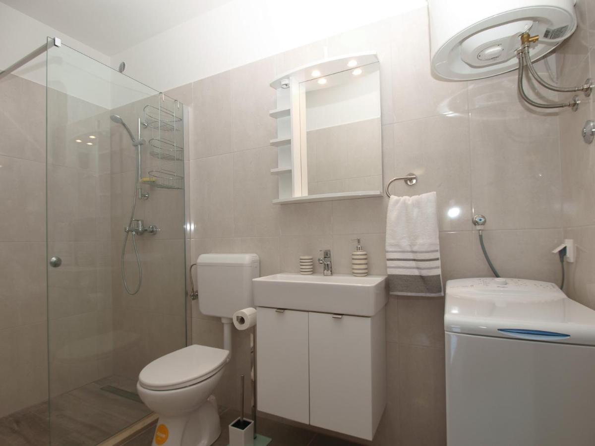 Apartment Florinda 2091 พูลา ภายนอก รูปภาพ