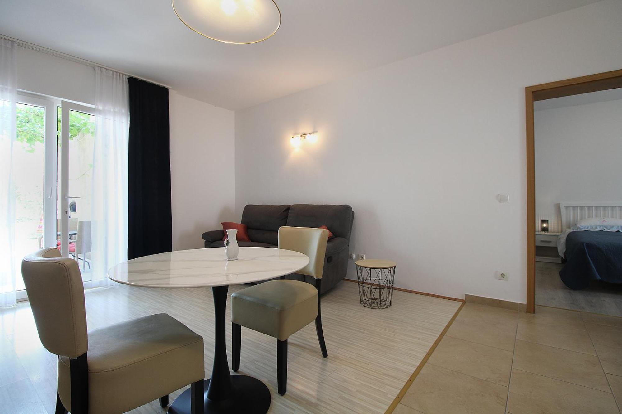 Apartment Florinda 2091 พูลา ภายนอก รูปภาพ