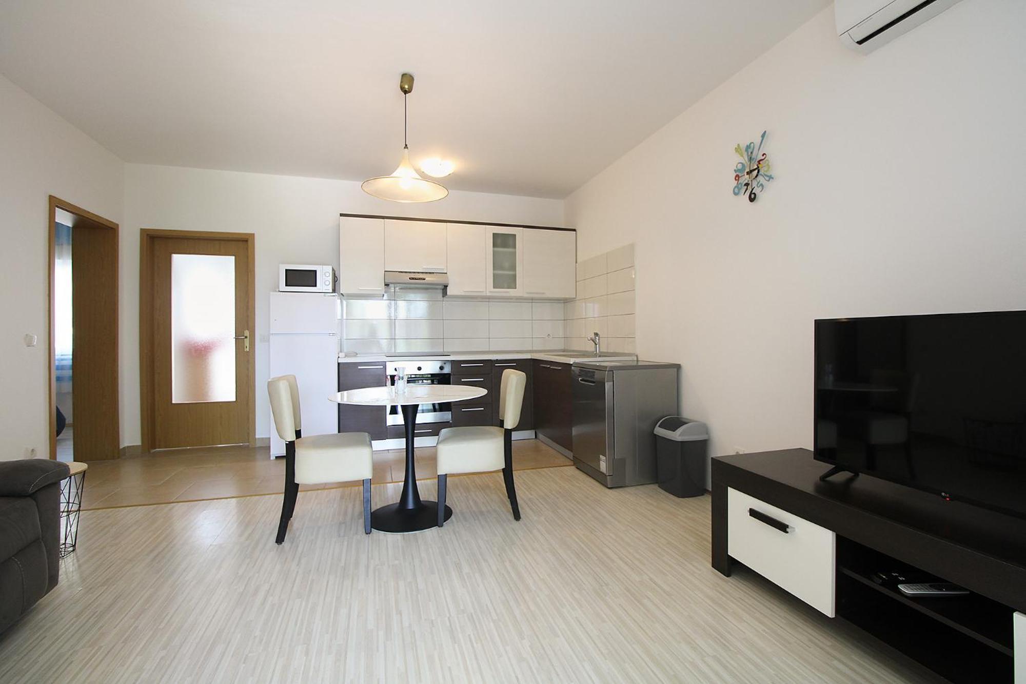 Apartment Florinda 2091 พูลา ภายนอก รูปภาพ