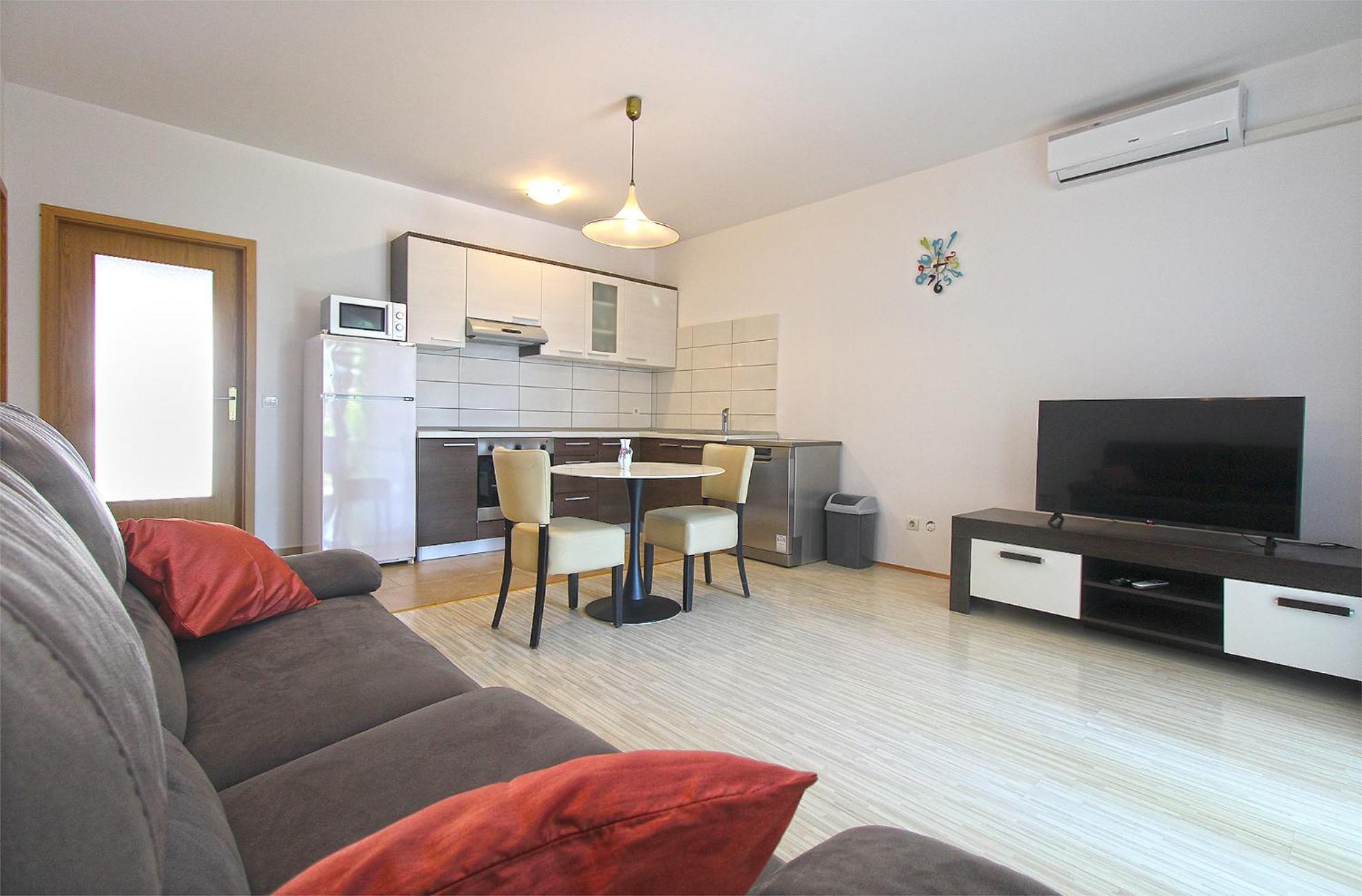 Apartment Florinda 2091 พูลา ภายนอก รูปภาพ